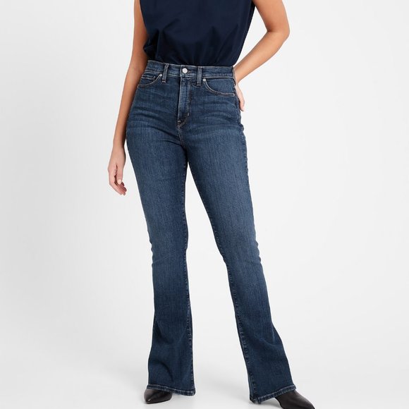 Banana Republic Denim - Banana Republic Curvy High-Rise Flare Jean size 28 Embers Wash